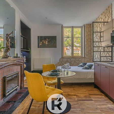 R'Apparts Studio Chic Des Quais Гренобль Экстерьер фото
